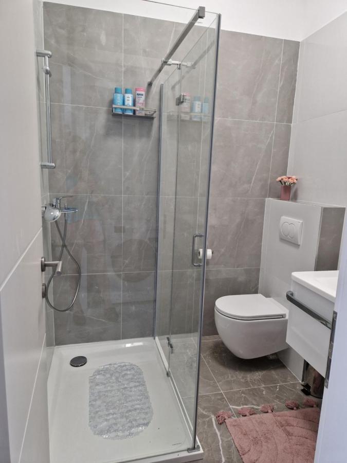 דירות ספליט Apartman Leana מראה חיצוני תמונה