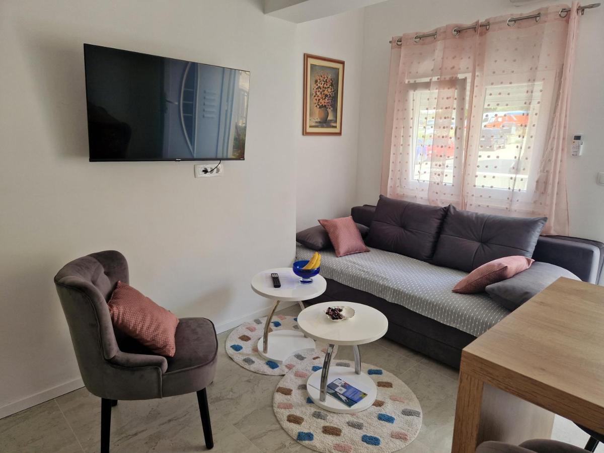 דירות ספליט Apartman Leana מראה חיצוני תמונה